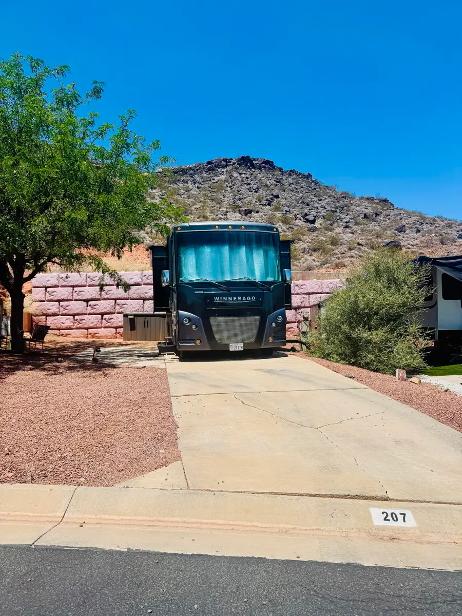 840 N Twin Lakes Dr, Saint George, UT 84770 - #2
