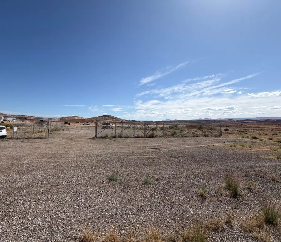 Riverbed Dr, Washington, UT 84780 - #2