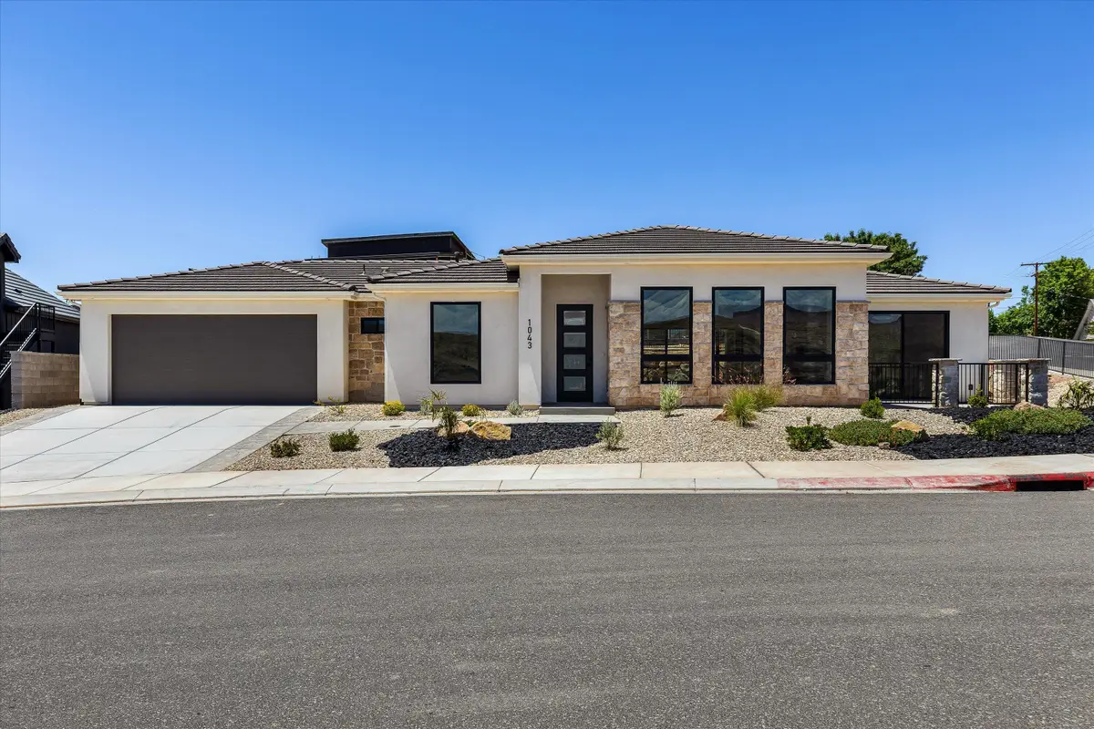 1043 N Falcon Ridge View, Hurricane, UT 84737 - #1