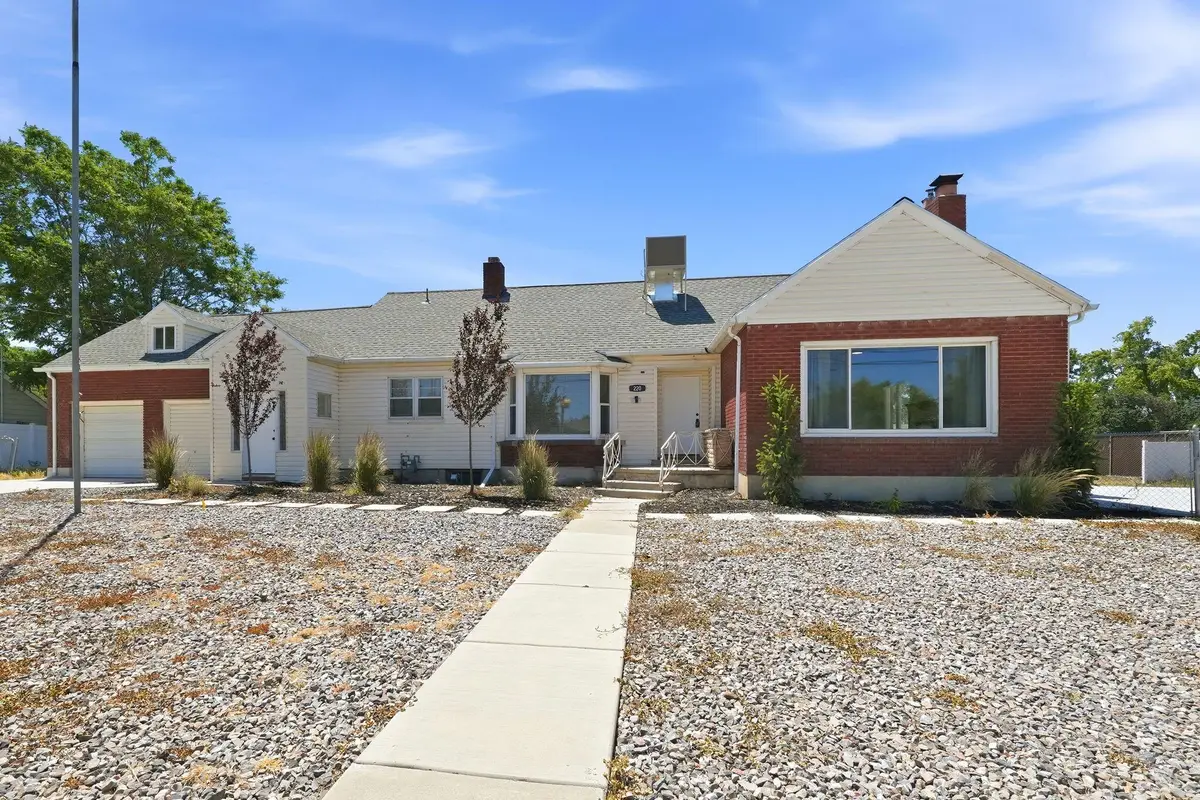 220 E Greenwood Ave, Midvale, UT 84047 - #1