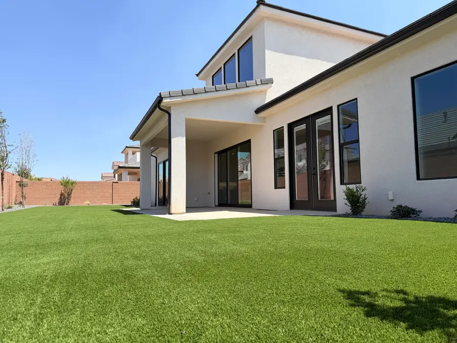 3089 E 2110 St, Saint George, UT 84790 - #3