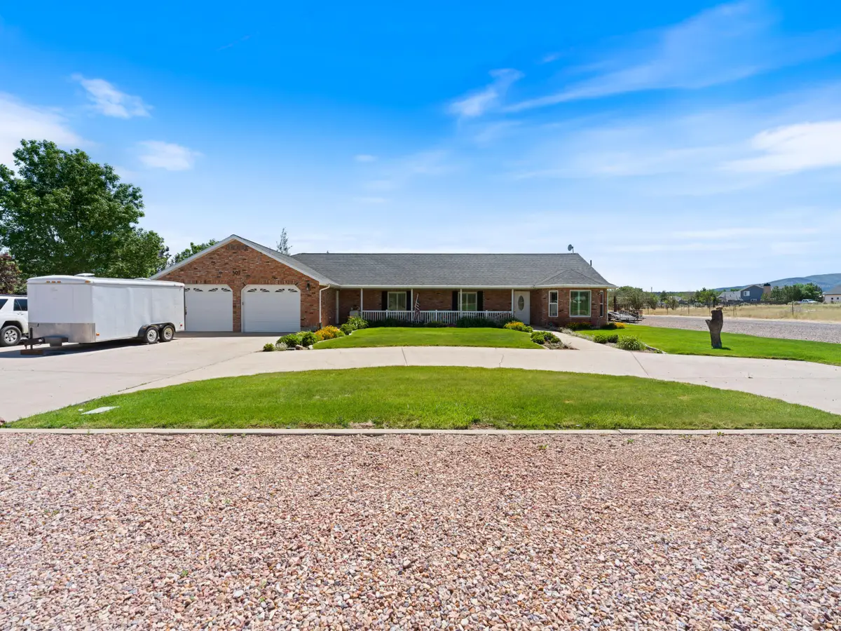 397 S Center St, Enterprise, UT 84725 - #1