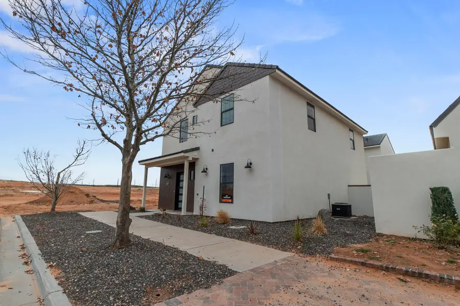 1604 S Oxford Rd, Hurricane, UT 84737 - #3