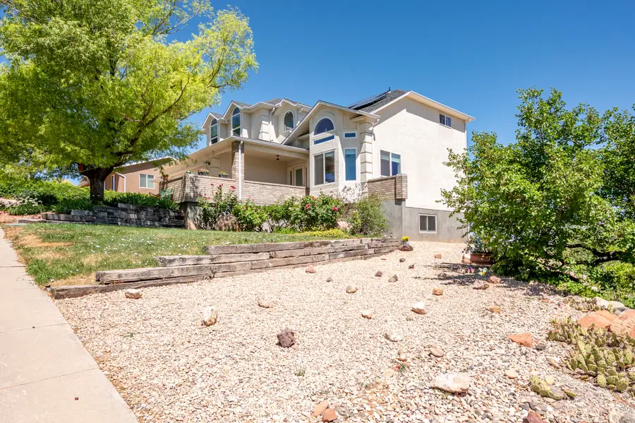 2310 W Meadow Dr, Cedar City, UT 84720 - #3