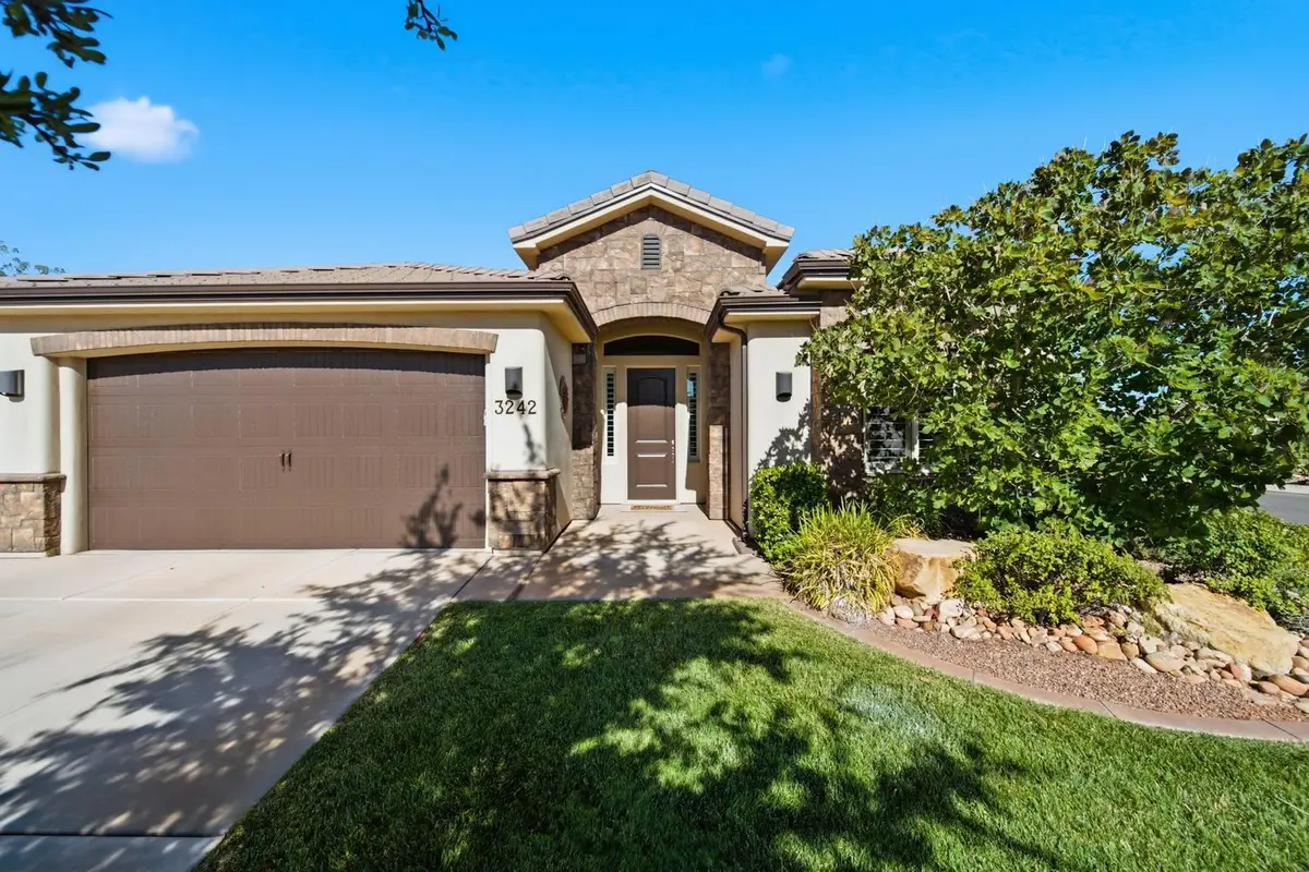 3242 S Laurelwood Cir, Saint George, UT 84790 - #1