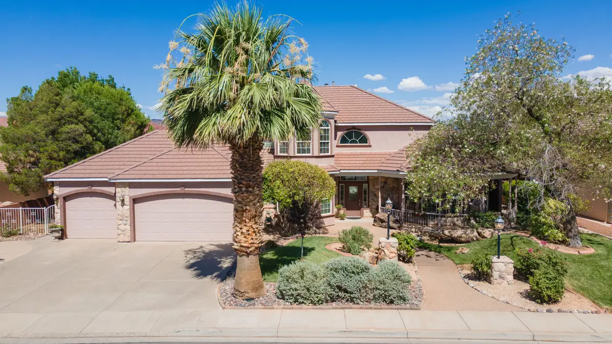 2216 N Jacob Dr, Santa Clara, UT 84765 - #1