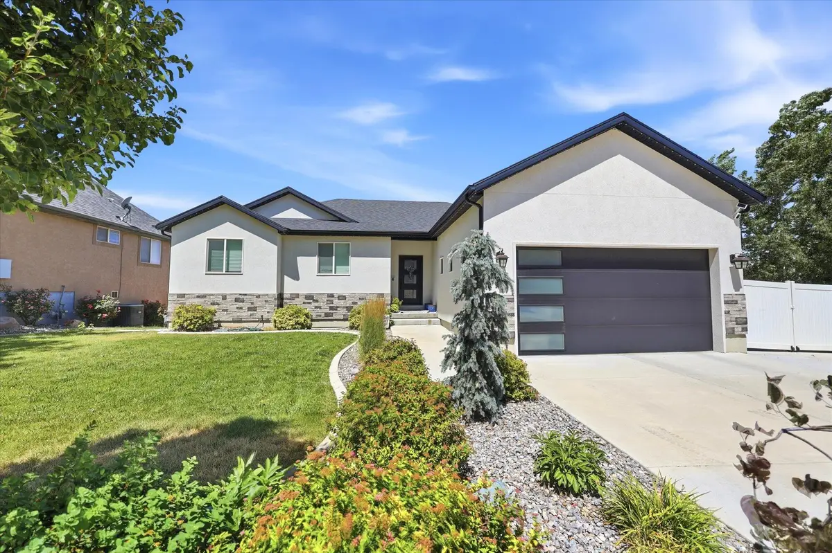 167 N 910, Santaquin, UT 84655 - #1