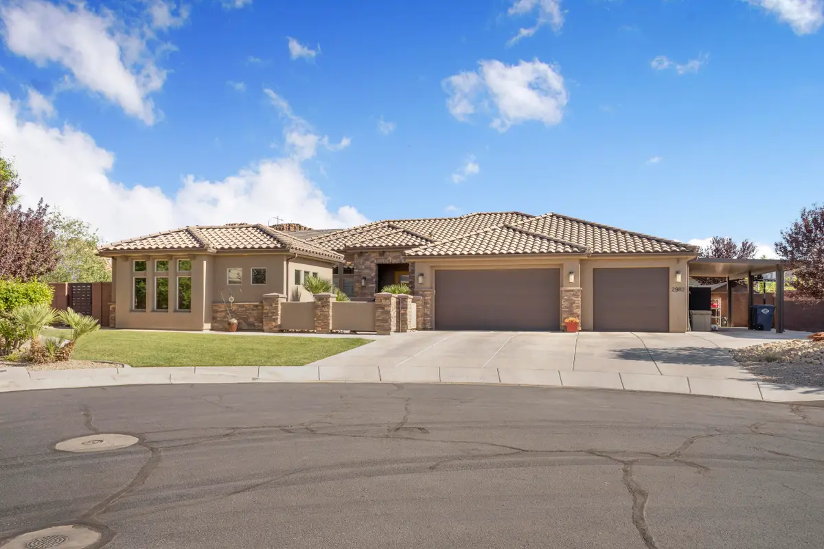 2982 E Carmine Dr, Saint George, UT 84790 - #1