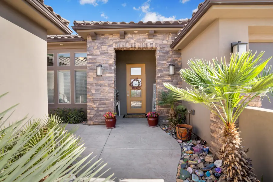 2982 E Carmine Dr, Saint George, UT 84790 - #3