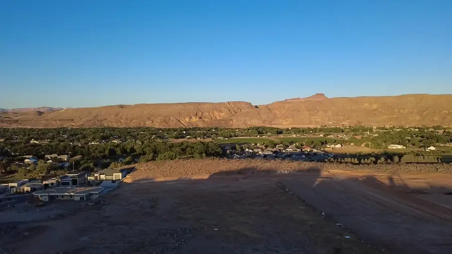 869 S 1385, Hurricane, UT 84737 - #3