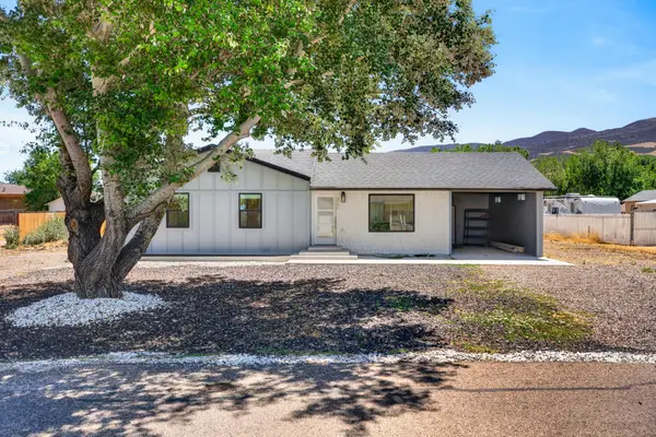 4546 N Tumble Weed Dr, Enoch, UT 84721