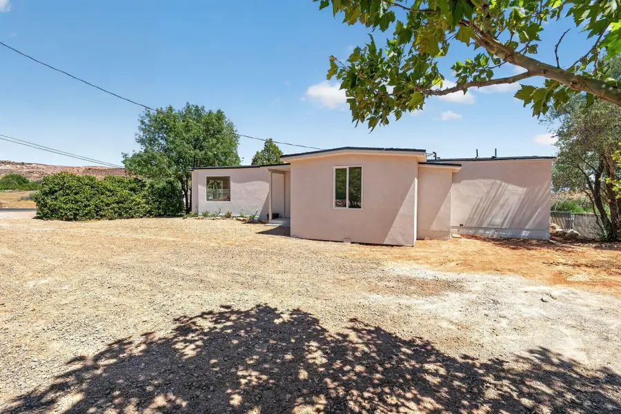 330 N Main St St, Leeds, UT 84746 - #3