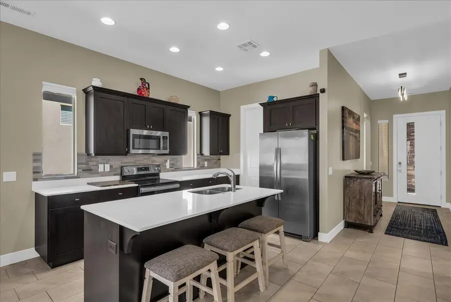1254 W Hopewell Dr, Saint George, UT 84790 - #2