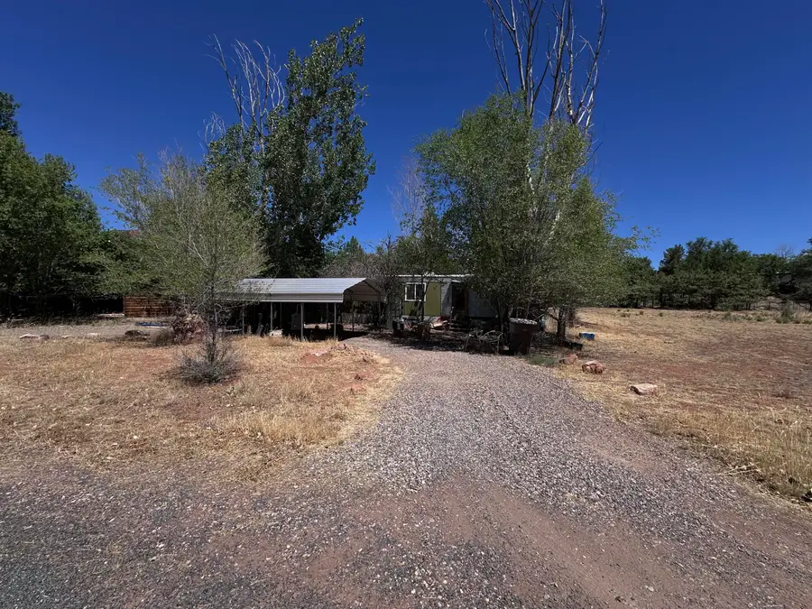 760 W Navajo Dr, Kanab, UT 84741 - #2