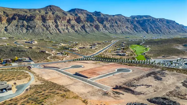 3380 S 1410 Cir #21, Hurricane, UT 84737