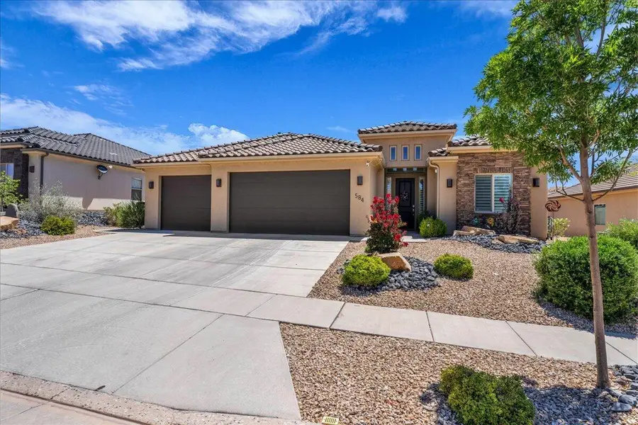584 N Sage Hen Dr, Washington, UT 84780 - #2