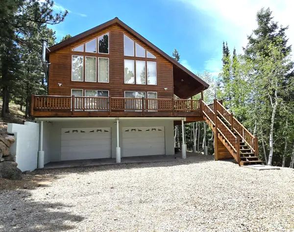 650 S Ridge Point Dr, Panguitch, UT 84759