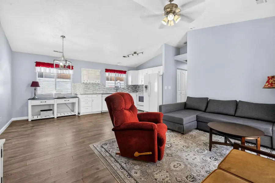 1360 E Telegraph St #5, Washington, UT 84780 - #3