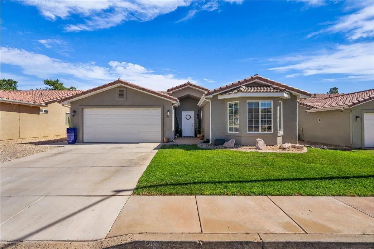 250 E Arrowweed Way, Washington, UT 84780 - #1