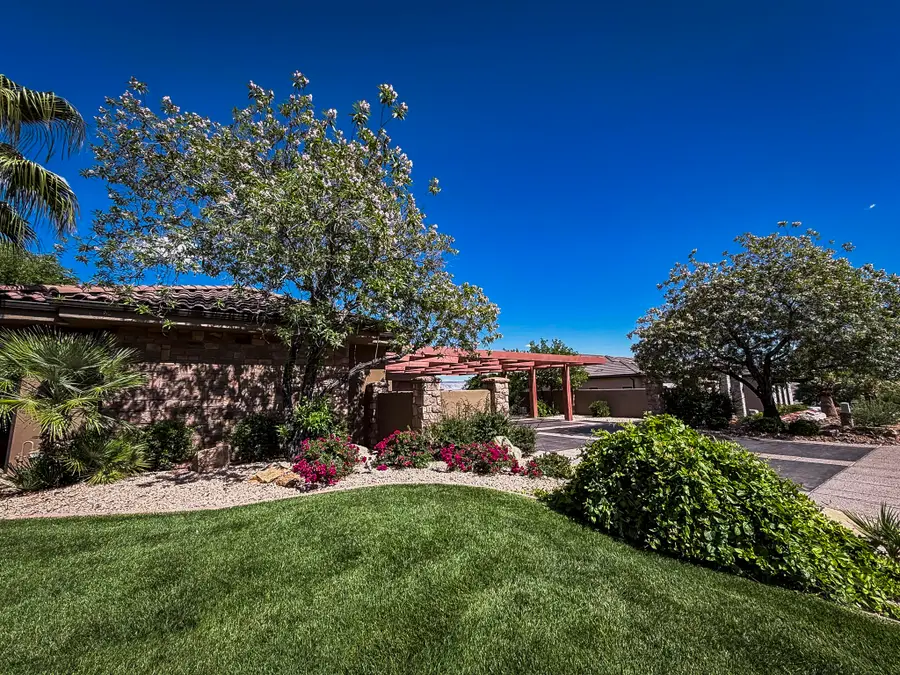 1528 N Potomac Ave, Washington, UT 84780 - #2