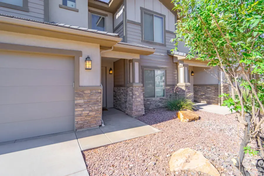 2086 W 440, Hurricane, UT 84737 - #2