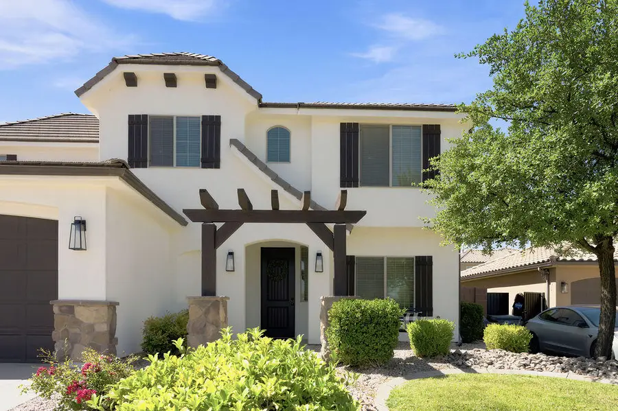 2744 E Carmine Dr, Saint George, UT 84790 - #2