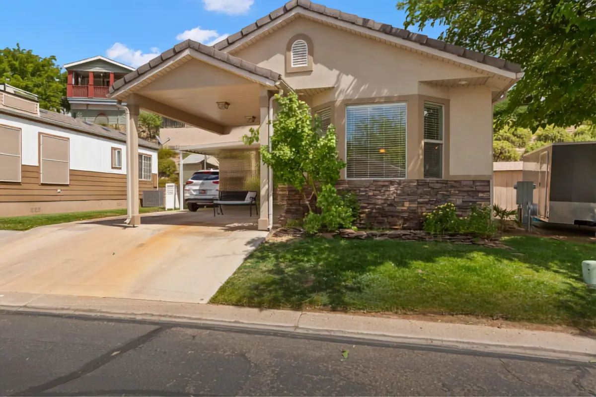 107 Overlook Ln, Hurricane, UT 84737 - #1