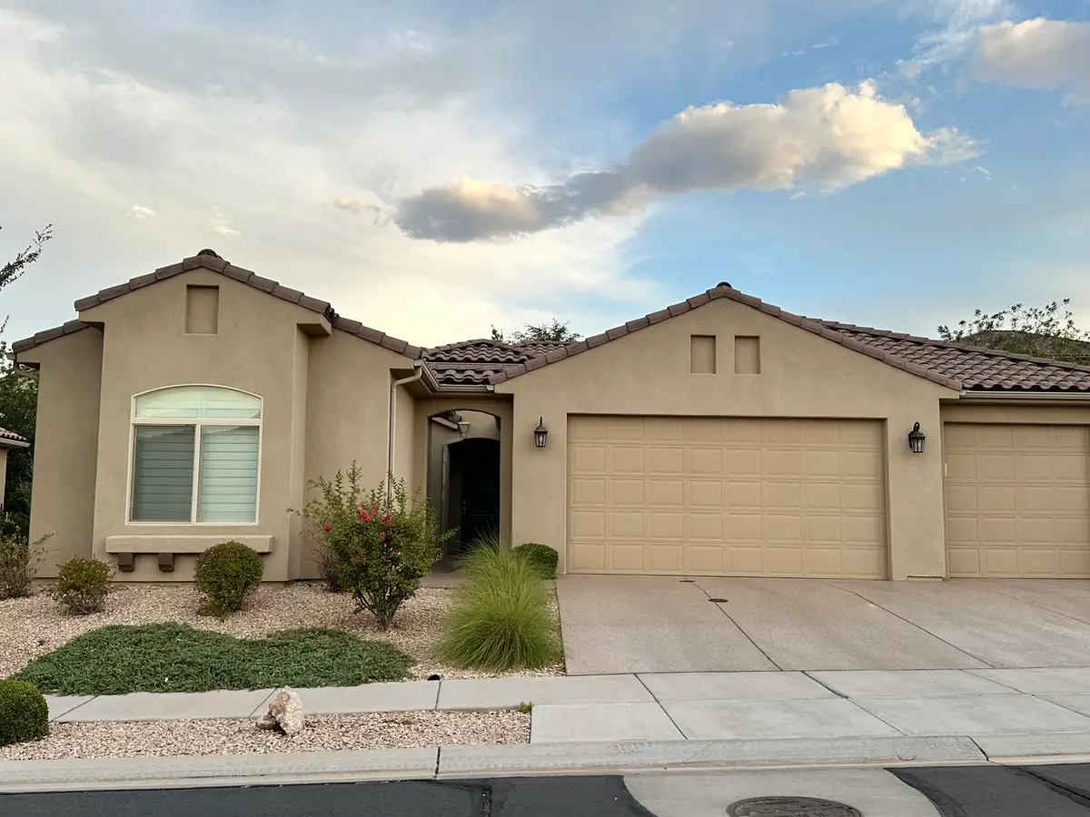 1561 W Garnet Ridge Dr, Saint George, UT 84790 - #1