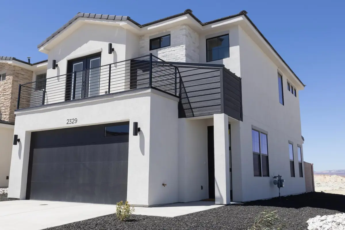 2329 E Malitosh Way, Saint George, UT 84790 - #1