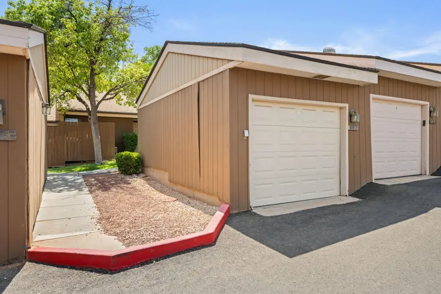 947 W Bloomington Dr, Saint George, UT 84790 - #3
