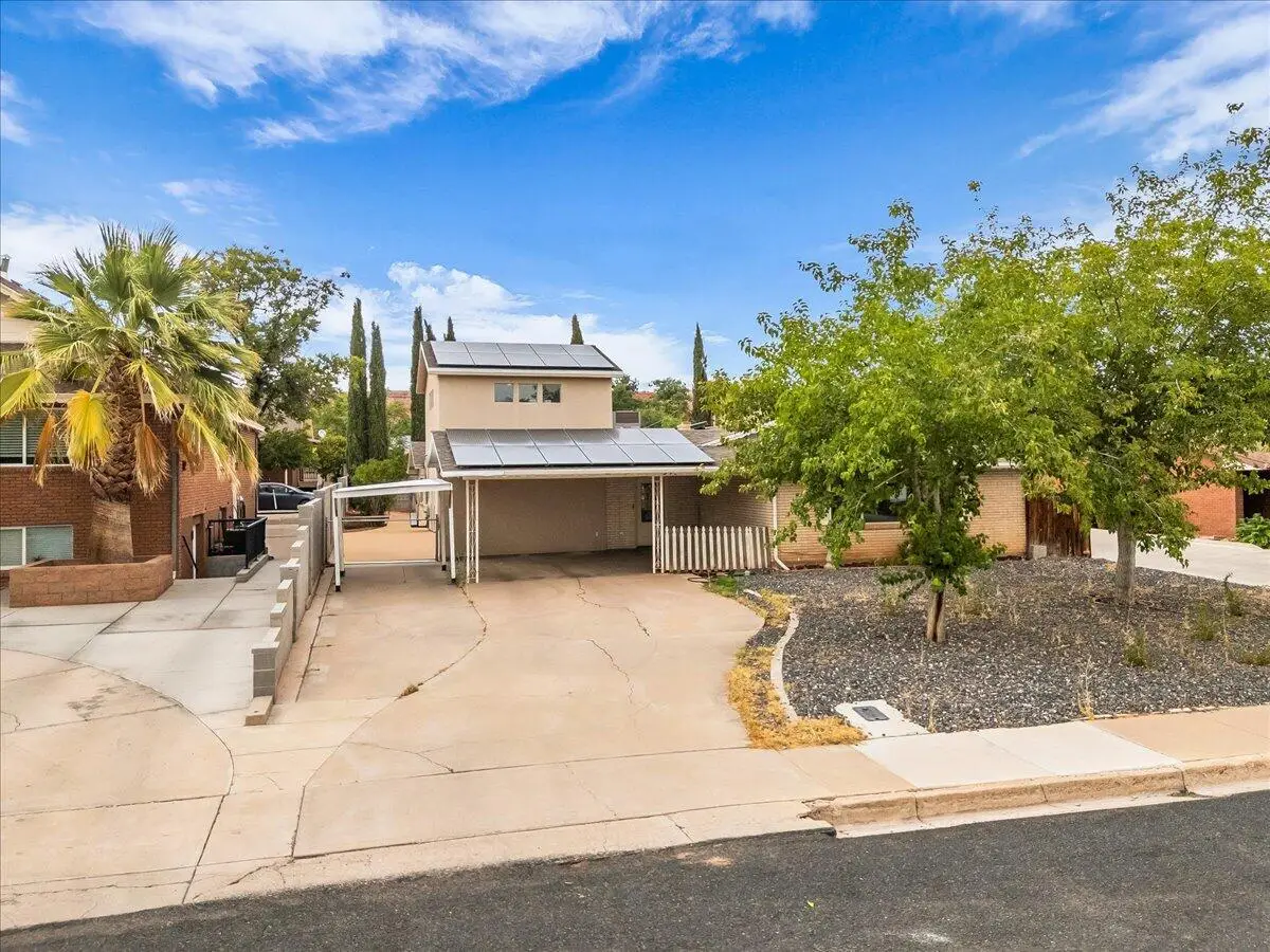 345 E 400, Saint George, UT 84770 - #1