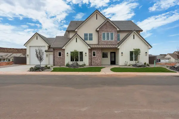 426 E Forrest Paddock Dr, Washington, UT 84780
