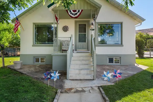 389 S 300, Hurricane, UT 84737
