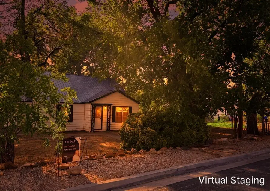 266 S Main St, La Verkin, UT 84745 - #2