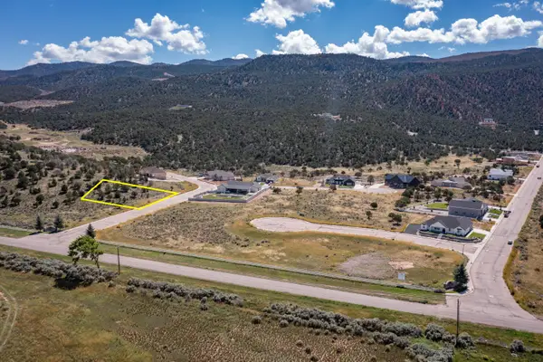 701 S Heritage Hills Dr #33, Parowan, UT 84761