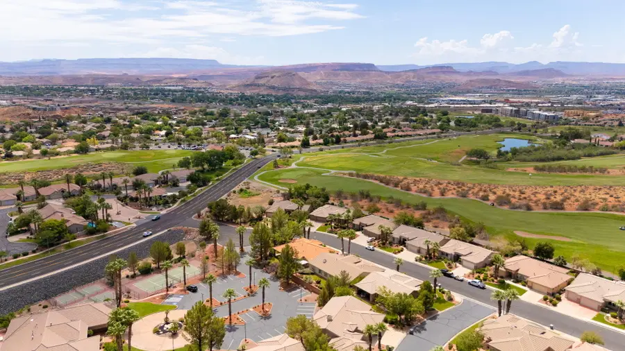 1170 W Vista View Dr, Washington, UT 84780 - #3