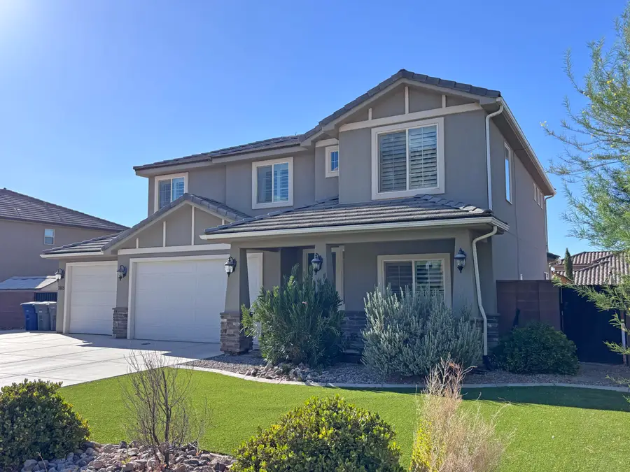 3165 E Maple Mountain Dr, Saint George, UT 84790 - #2