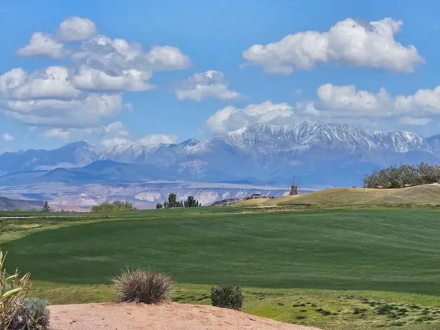4779 S Ironwood Dr, Saint George, UT 84790 - #2