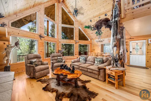 2945 E Comanche Dr, Duck Creek, UT 84762