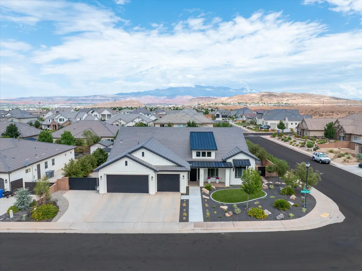 1081 E Sea Biscuit Way, Washington, UT 84780 - #1