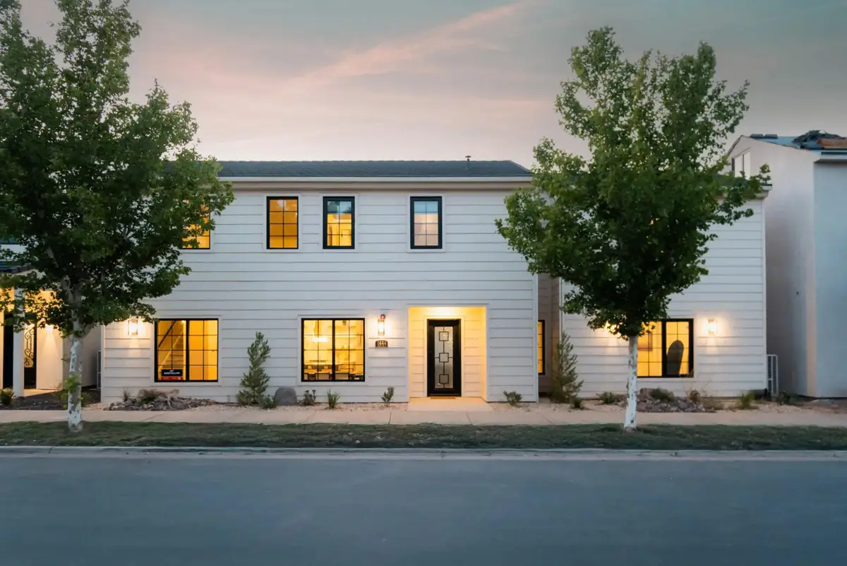 1444 S Regent Park Rd, Hurricane, UT 84737 - #1