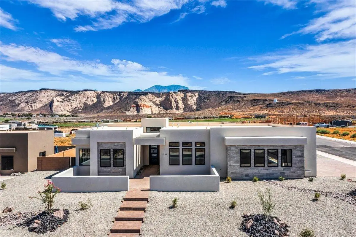 1260 W Canyon Tree Dr, Saint George, UT 84770 - #1
