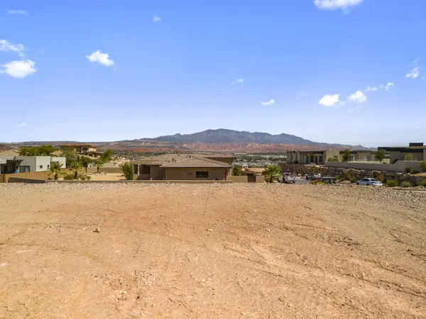 Shale Dr #1715, St George, UT 84790
