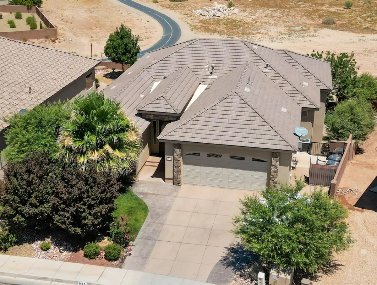 844 W Las Colinas Dr, Saint George, UT 84790 - #1