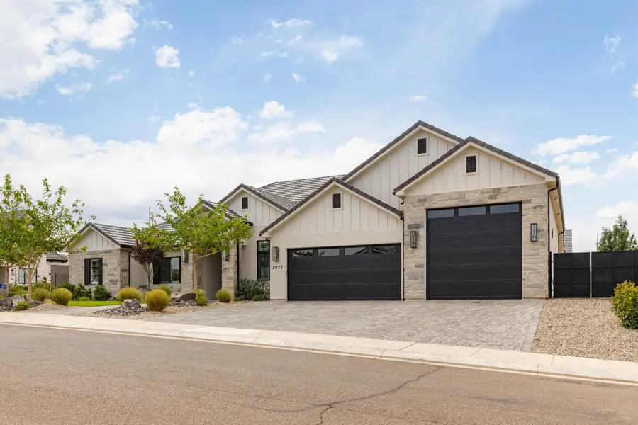 2972 E Willow Tree Ln, Saint George, UT 84790 - #2