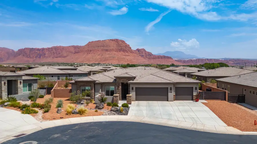 544 W Fitness Way, Ivins, UT 84738 - #2