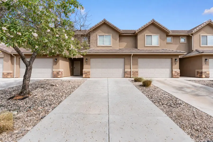 1000 E Bluff View Dr #3, Washington, UT 84780 - #3