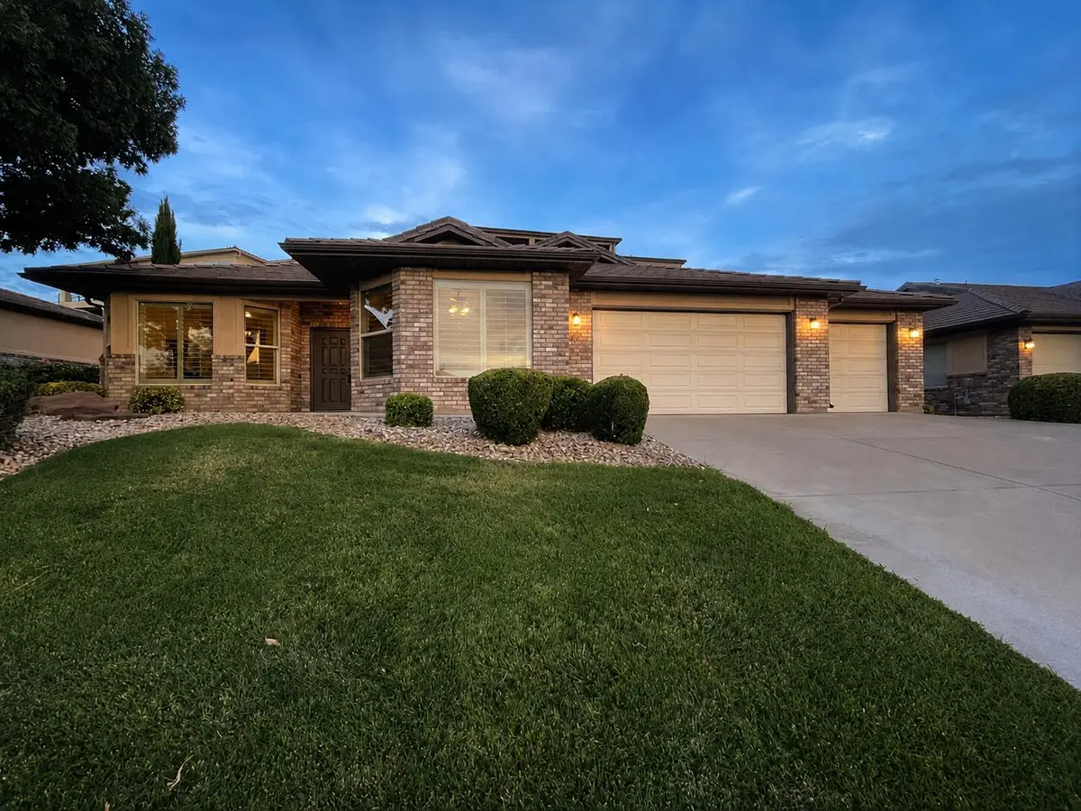 709 W Windsor Dr, Saint George, UT 84770 - #1