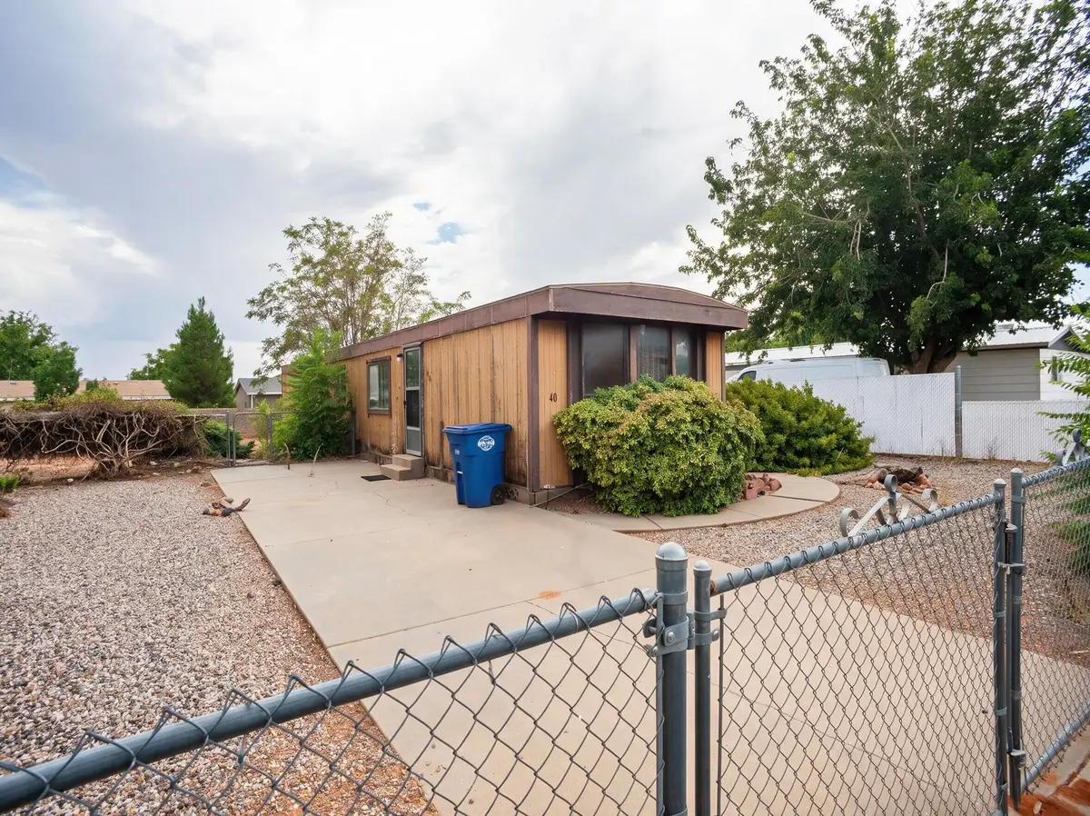 40 E 450, Ivins, UT 84738 - #1