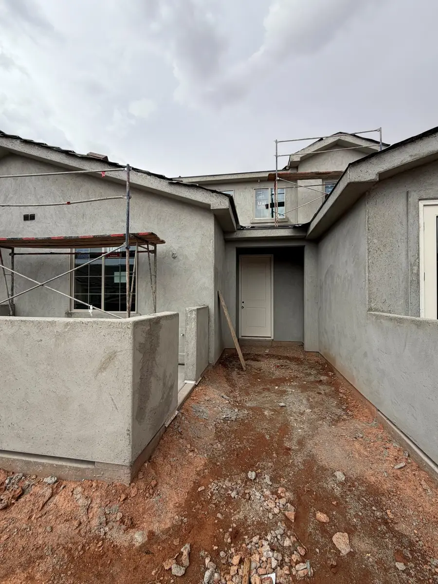 3694 S Brisbane Ct, Saint George, UT 84790 - #2